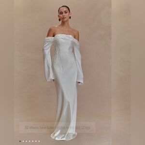 Meshki Giselle Off Shoulder Dress XS